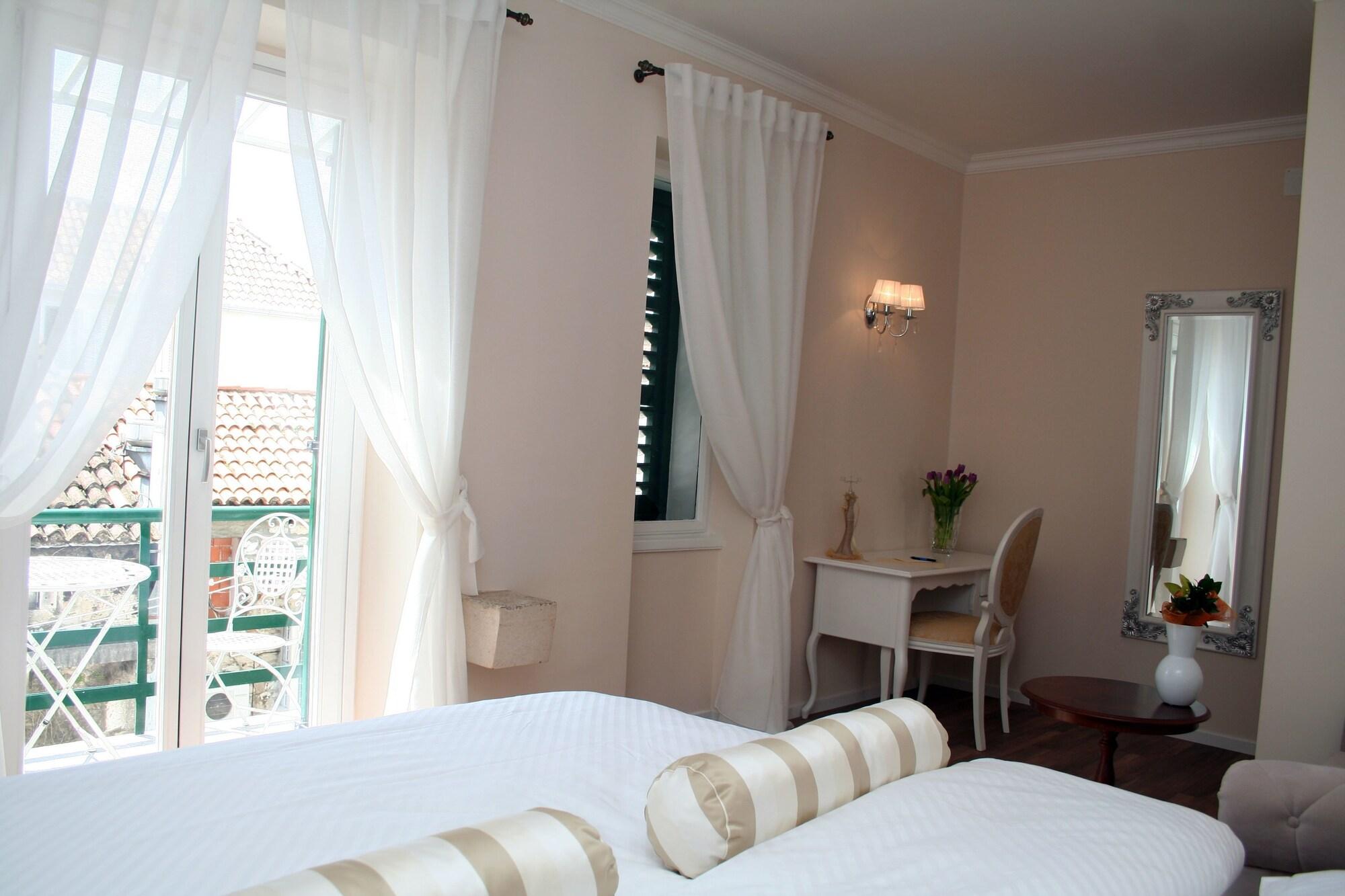 Banica Apartments & Rooms สปลิท ภายนอก รูปภาพ